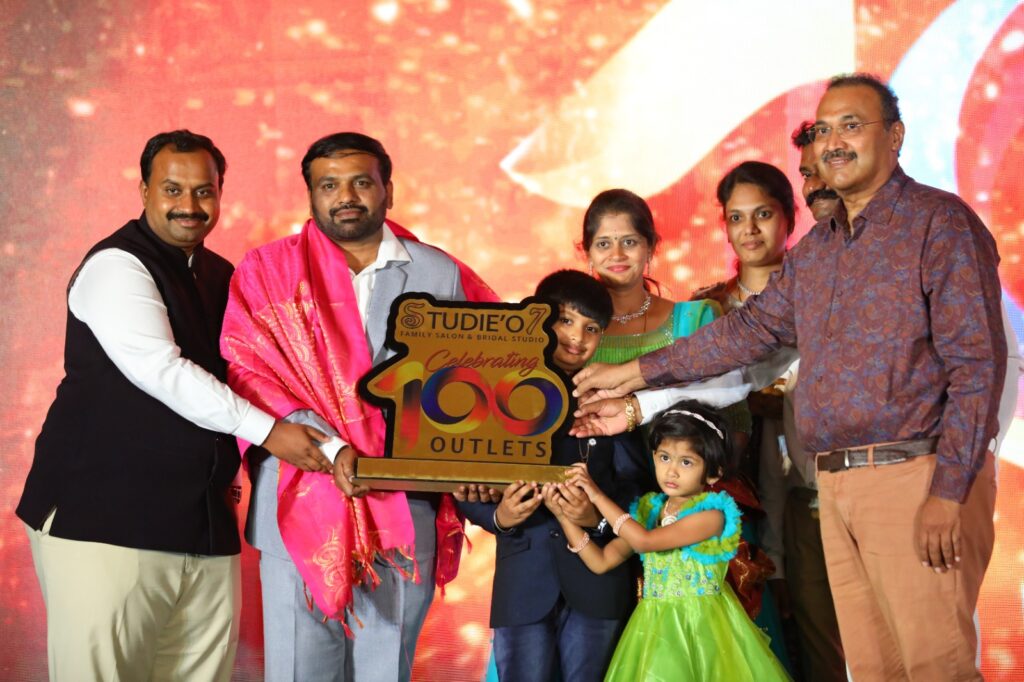 Studie’o7 a chain of salon, celebrated its 100+ salon at ITC chennai