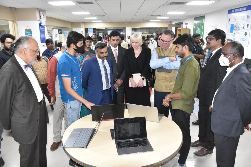 La Trobe University, Australia Signs an MOU with SRM Institute of Science & Technology, Chennai to Establish