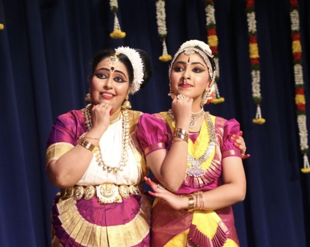 Jugalbandhi Rangapravesam of Miss. AaraadhanaRadhakrishnan and Mrs Malar Radhakrishnan